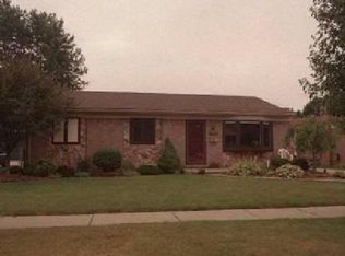 13765 Westminster St, Southgate, MI 48195