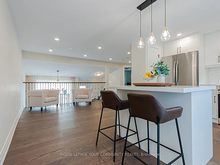 5 Selkirk Cres — Photo 17