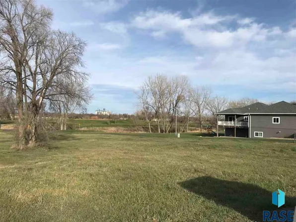 (undisclosed Address), Beresford, SD 57004