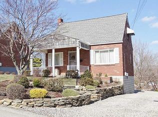 847 Newport Dr, Pittsburgh, PA 15234