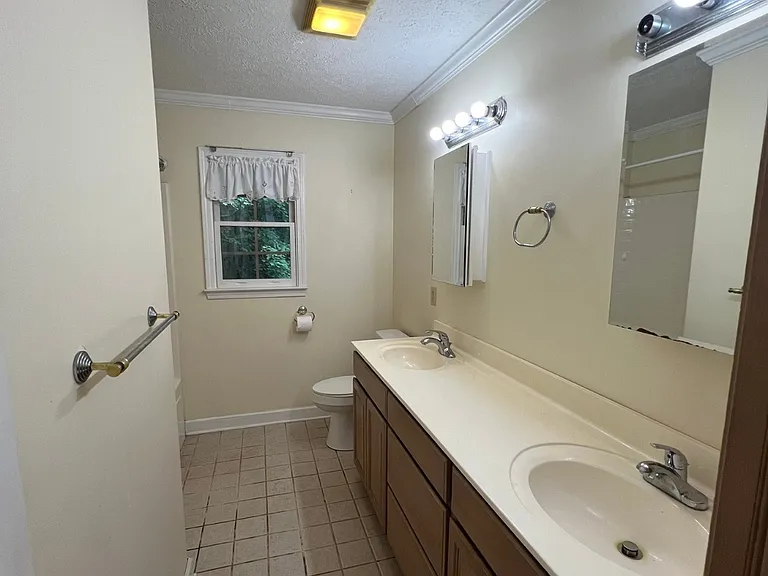 193 Edgewood Ridge Rd — Photo 12