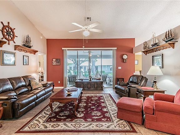 2nd image of 3913 Plantation Blvd