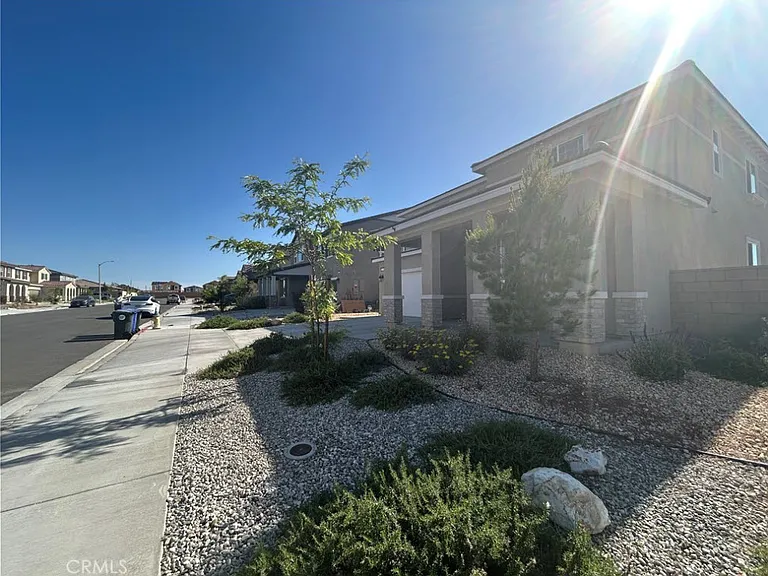 12574 Dartola St — Photo 4