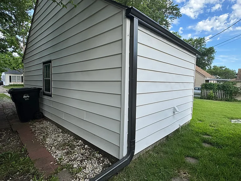 934 SW Anderson Ter — Photo 21