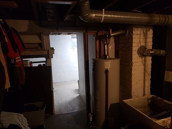 5th image of 351 Grand Ave
