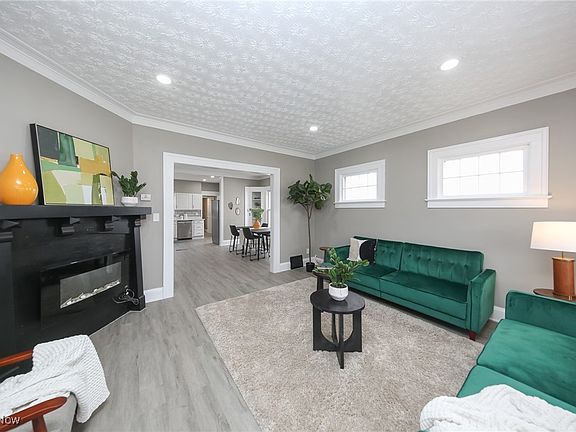 5th image of 1572 Cohassett Ave