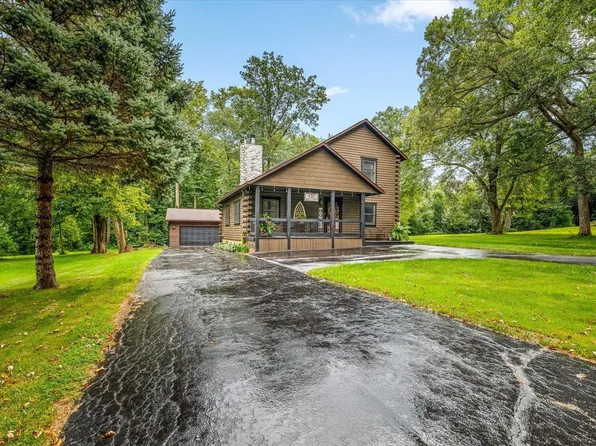 452 Marstonmoor Rd, Davis, IL 61019