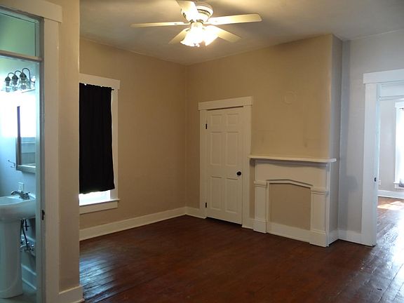 4th image of 128 Bradley Ln