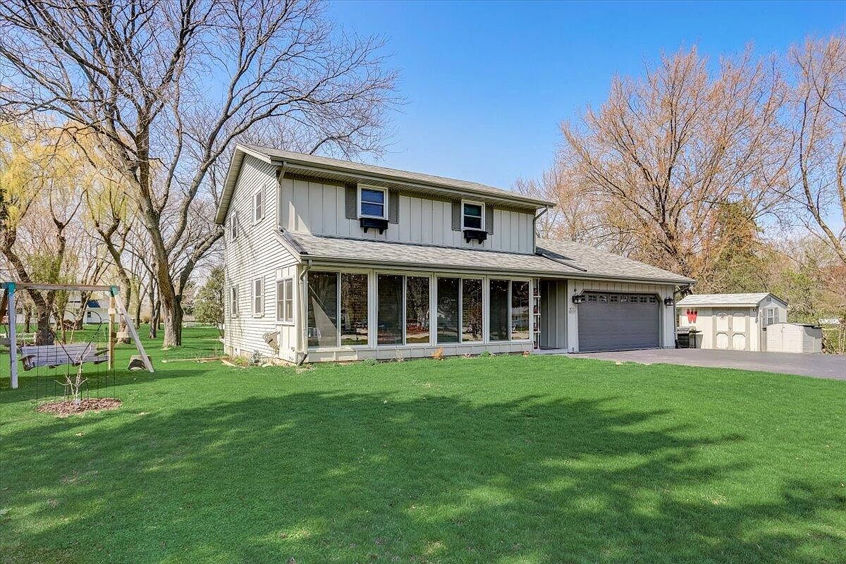 W359N5333 Crestview DRIVE, Oconomowoc, WI 53066 Zillow