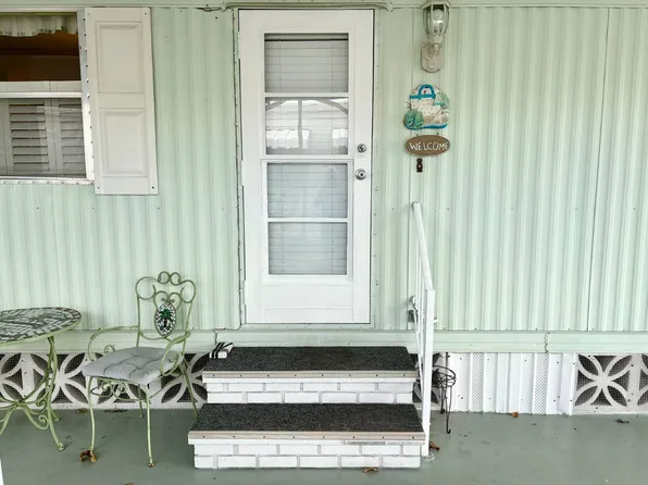 983 Nogoya E, Venice, FL 34285