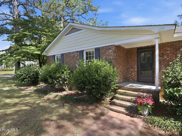 4909 Hermitage Road, Trent Woods, NC 28562