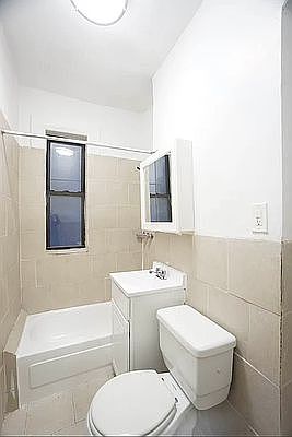 5th image of 26 Saint Nicholas Pl APT 1A