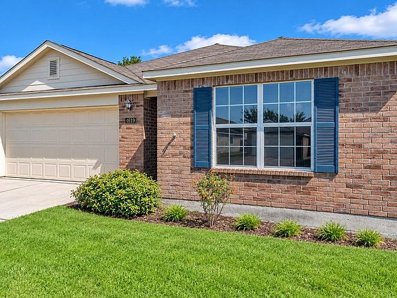 3rd image of 4619 Canadian River Ct