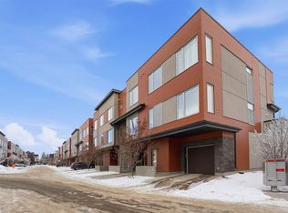 84 S Shawnee Cmn SW, Calgary, AB T2Y0R1