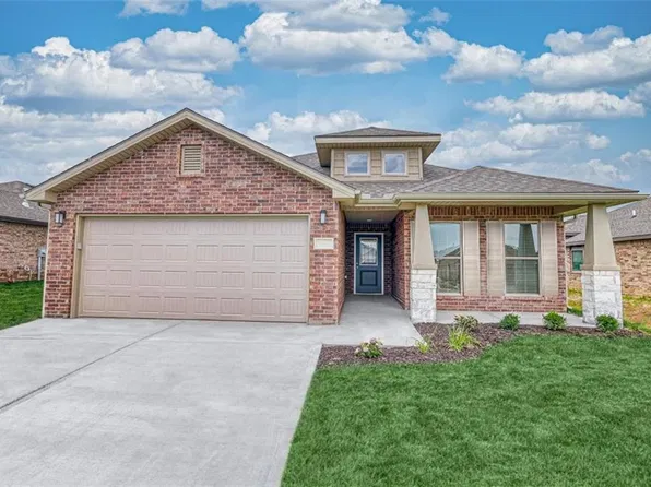 18465 W 195th Ter, Spring Hill, KS 66083