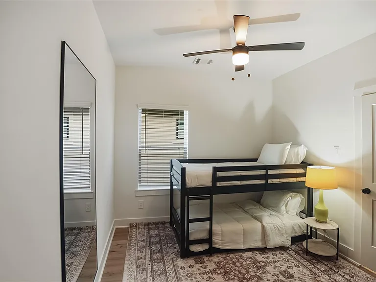 8017 Cora St #B — Photo 19