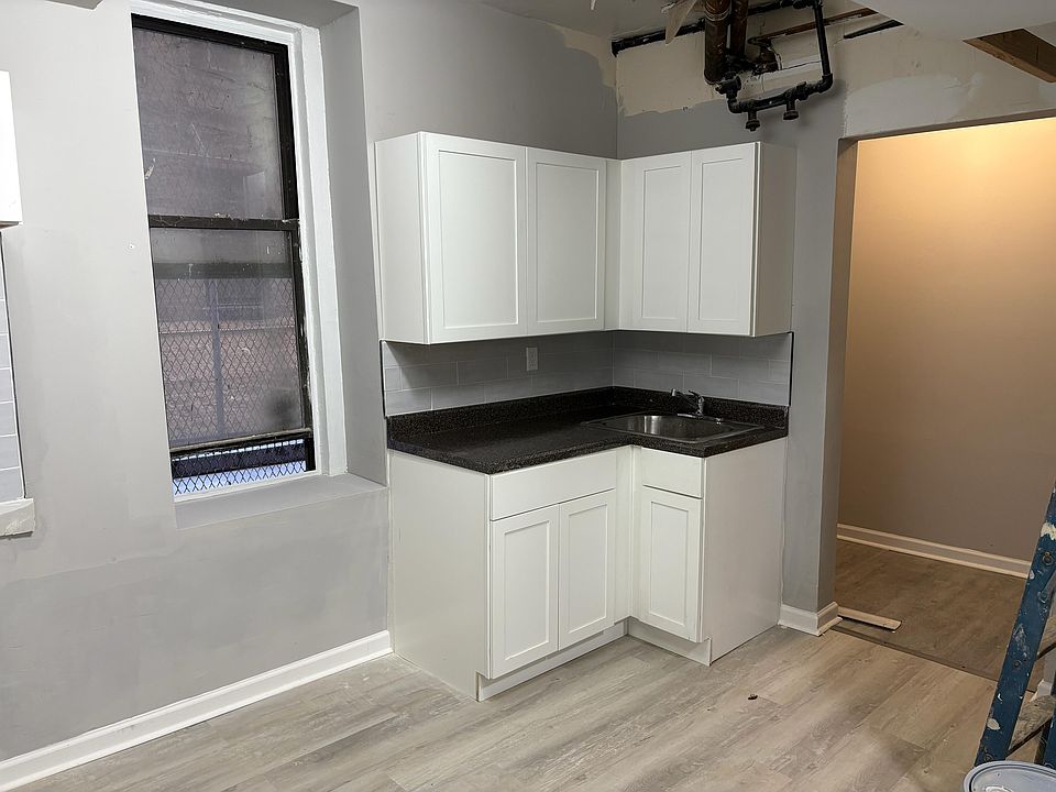 1st image of 100 Marcy Pl