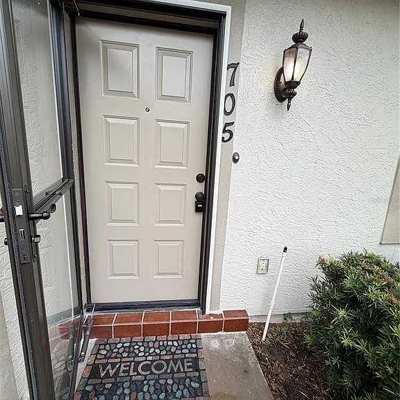 705 Bough Ave — Photo 2