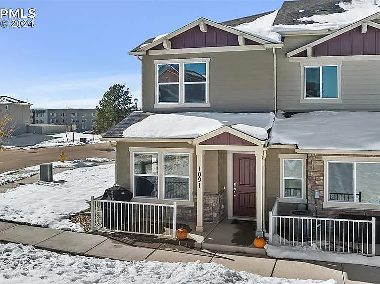 1091 Petra Hts — Photo 16