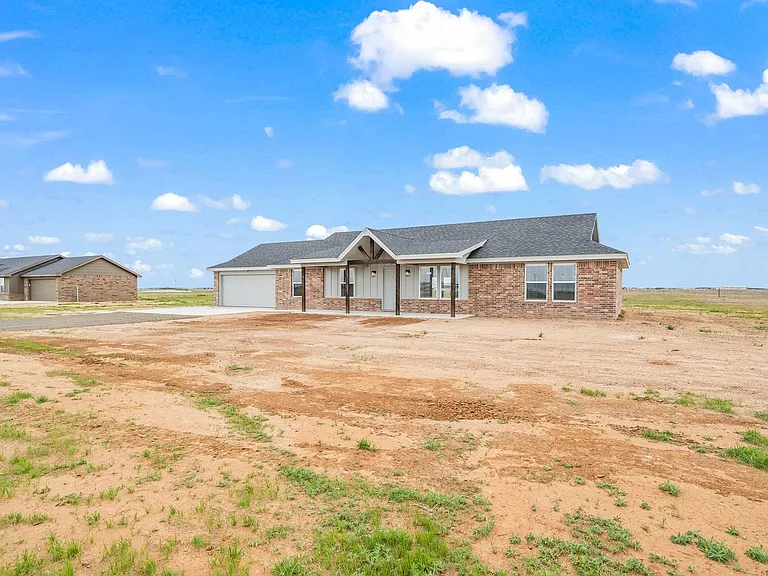 8807 N County Road 3200 — Photo 25