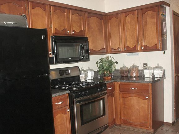 5th image of 31830 E 723rd Dr