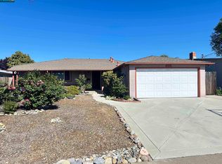 3154 Meadowbrook Dr, Concord, CA 94519