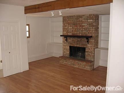 3rd image of 601 Ashley Dr