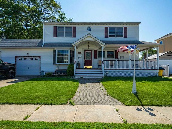 2nd image of 35 1st Ave