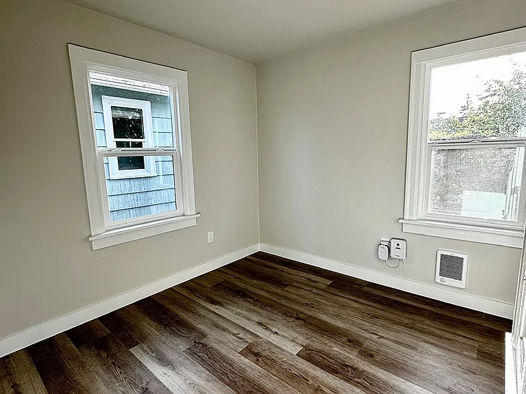 9746 Phinney Ave N #1 — Photo 27