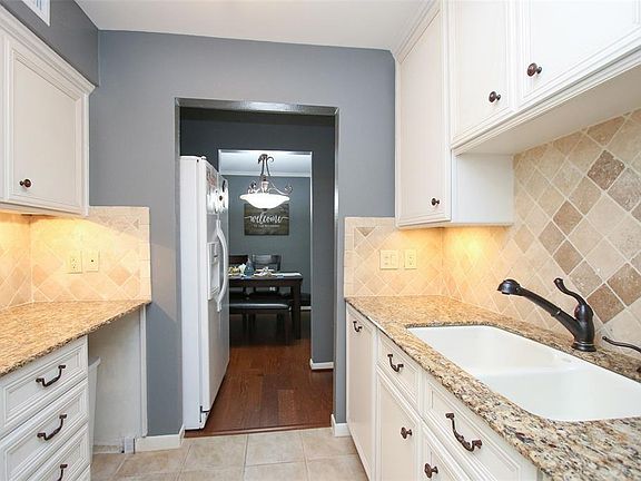5th image of 7575 Katy Fwy APT 5