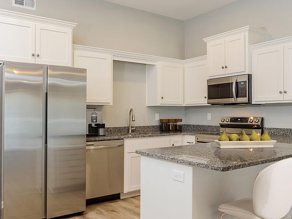 4th image of 16732 Cross Creek Dr #7652-M
