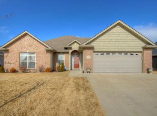 3603 Chestnut Dr, Columbia, MO 65202