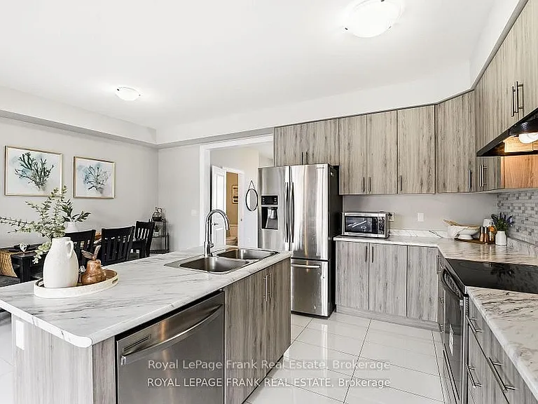 6 Aldridge Ln — Photo 16