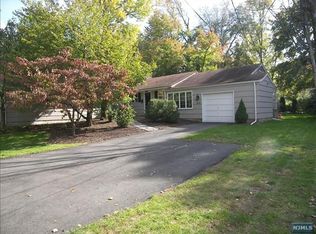 258 Harriot Ave, Harrington Park, NJ 07640