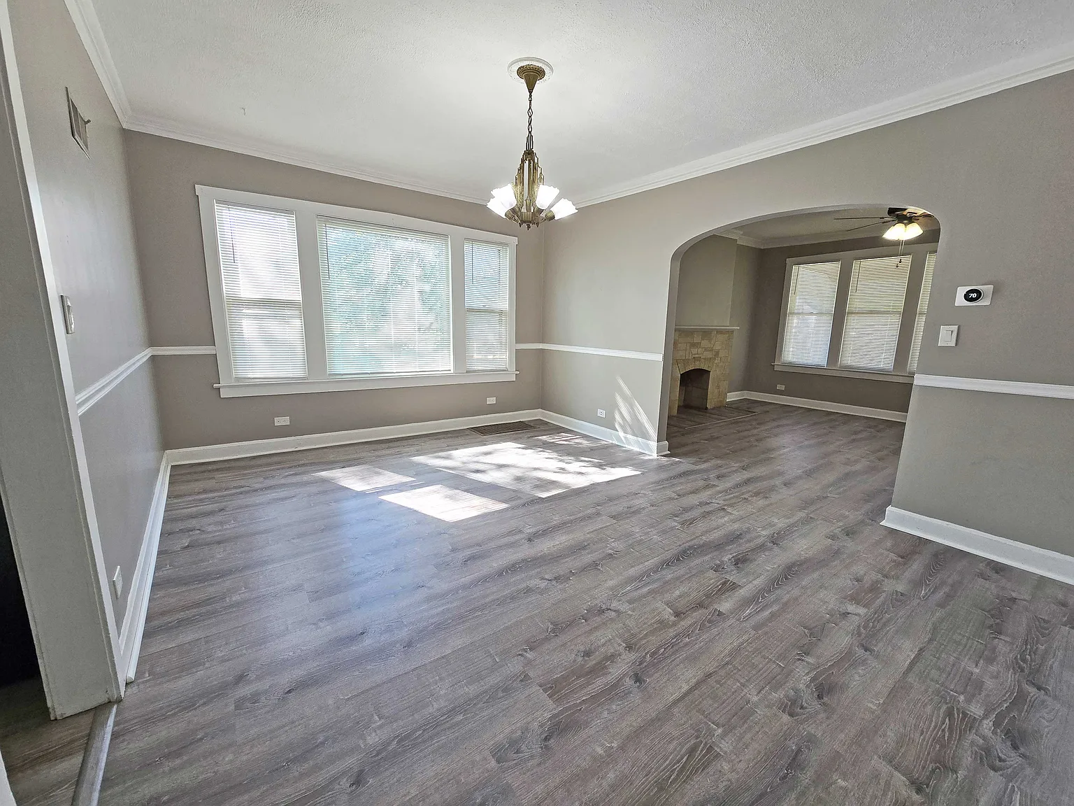2 bed, 1100 sqft, $2,300 — Photo 4