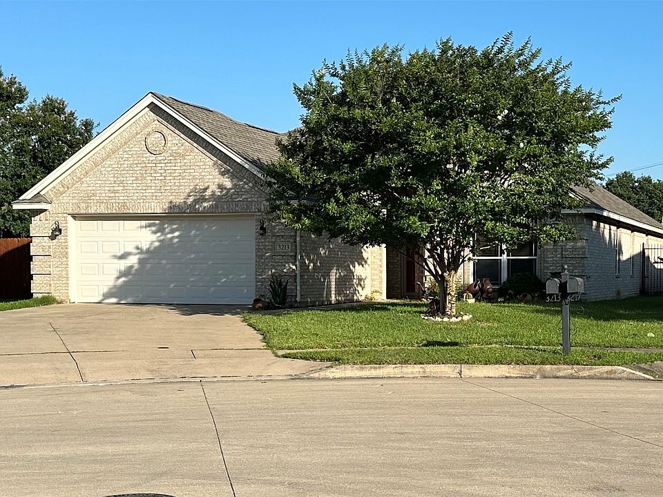 1st image of 3213 Riverlakes Dr