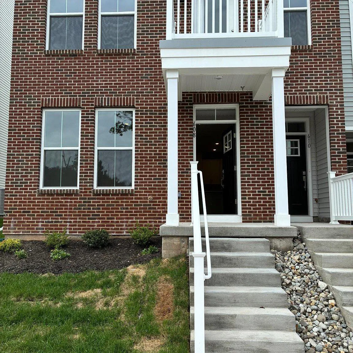 2 bed, 2.5 bath, 1700 sqft, $2,650 — Photo 1