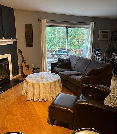2nd image of 32 Brookside Dr W