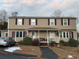 52 Goddard Memorial Dr, Worcester, MA 01603