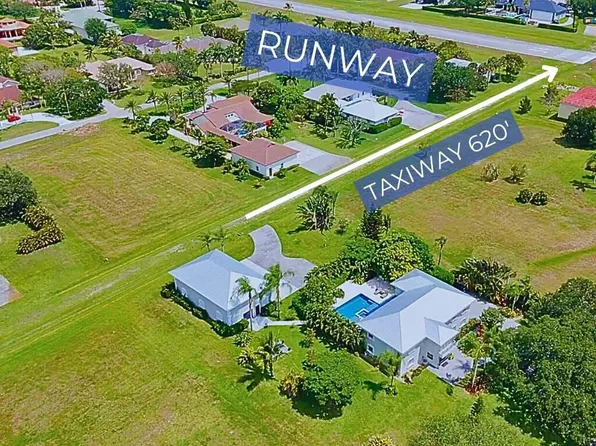 2900 Greenbriar Blvd, Wellington, FL 33414