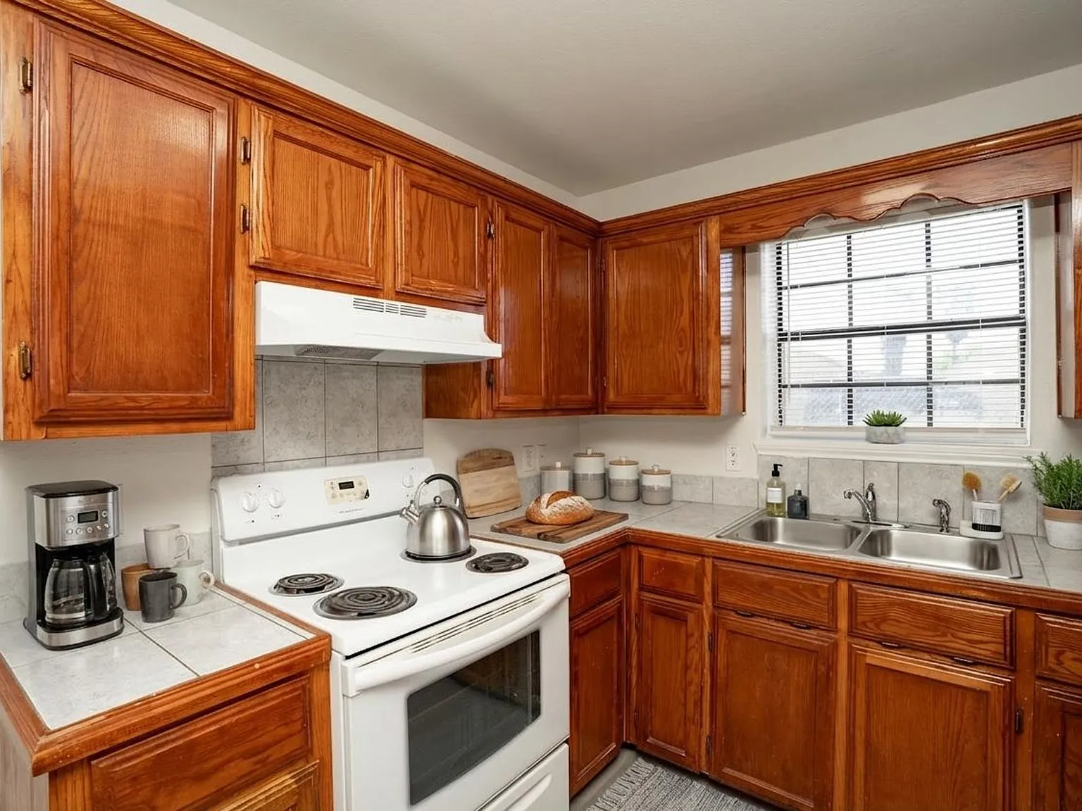 418 Gastel Circle — Photo 3