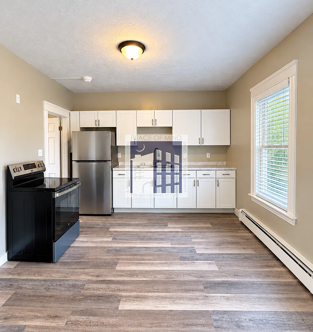 Beautifully Renovated 1-Bedroom Apartment for $1450 includes Heat & Hot Water! — Photo 1