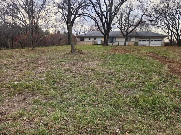 6350 Gleason Rd, Shawnee, KS 66226