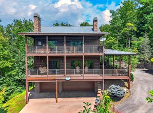 4320 Firefly View Way, Gatlinburg, TN 37738