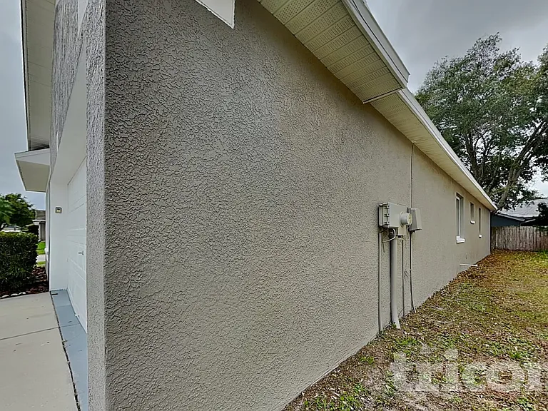 11759 Lynmoor Dr — Photo 14