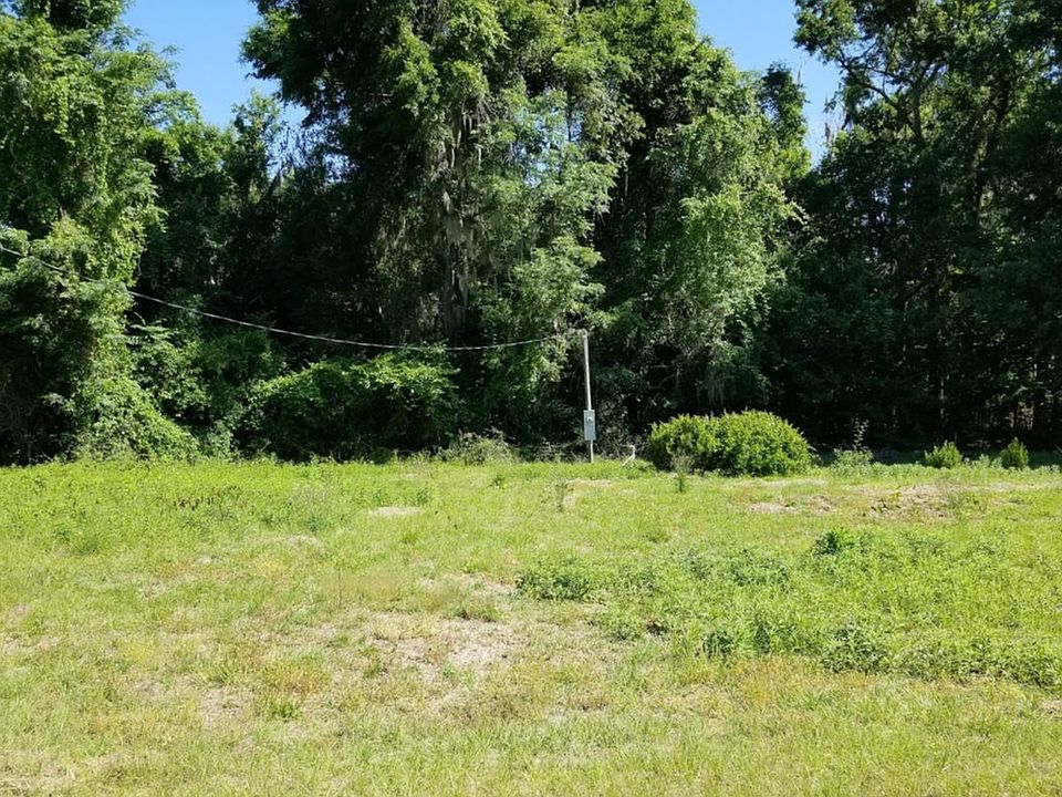 1st image of 297 SE Sharon Ln