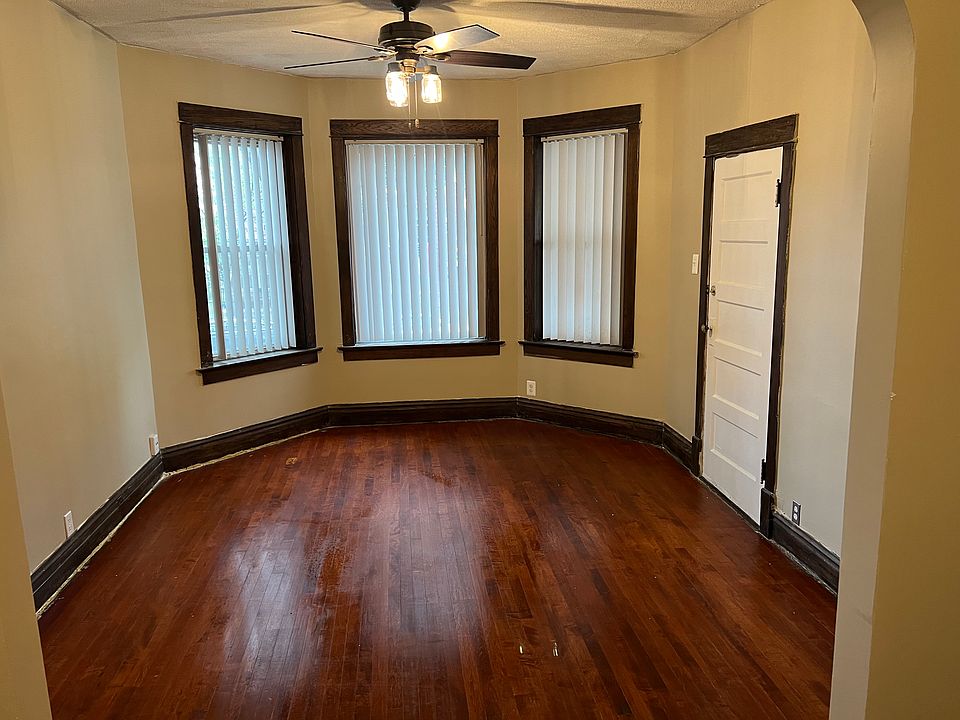 1st image of 1825 N Karlov Ave #1