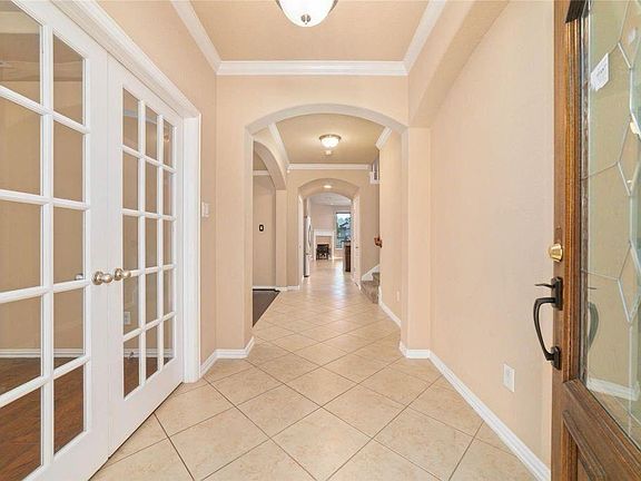 5th image of 2051 Brodie Ln