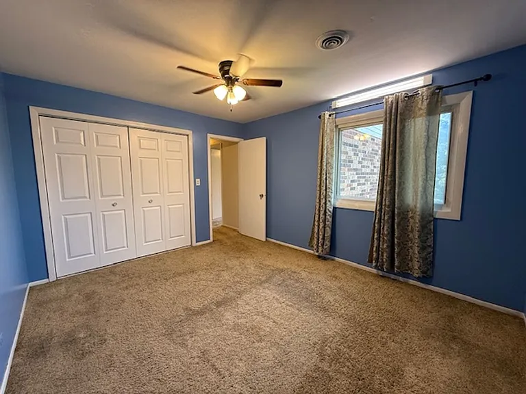 280 Paddock Cir — Photo 17