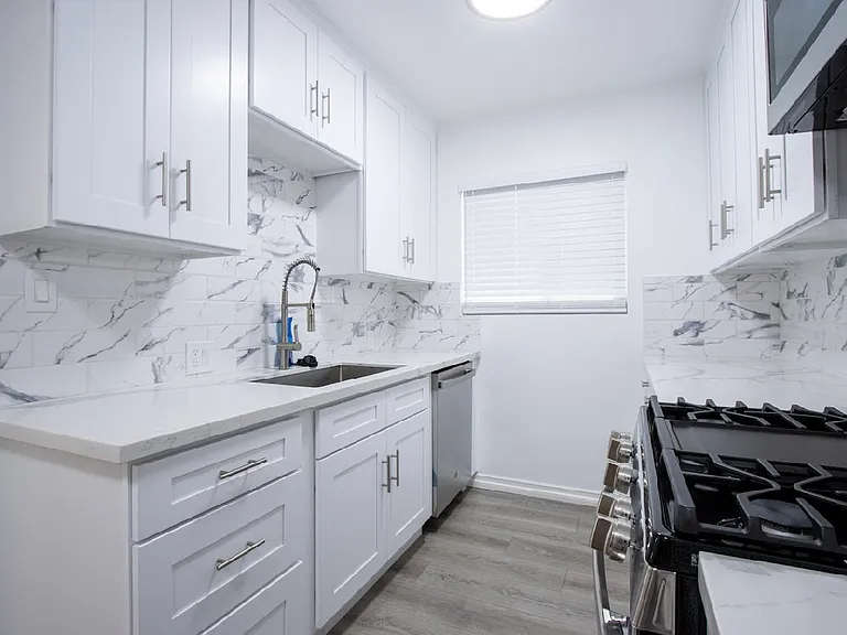 939 N Oxford Ave #3A — Photo 5